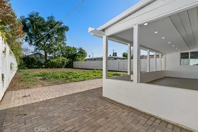 6820 Encino Avenue, Van Nuys, CA 91406 - Photo 31