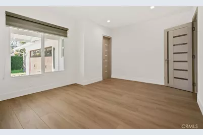 6820 Encino Avenue, Van Nuys, CA 91406 - Photo 15