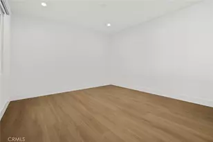 6820 Encino Ave, Van Nuys, CA 91406 - Photo 27