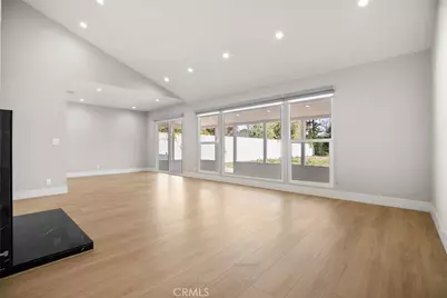 6820 Encino Avenue, Van Nuys, CA 91406 - Photo 5