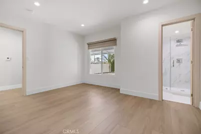 6820 Encino Avenue, Van Nuys, CA 91406 - Photo 17