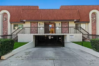 630 E Garfield Avenue #6, Glendale, CA 91205 - Photo 1