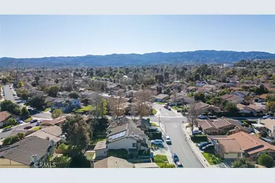 25710 Lupita, Valencia, CA 91355 - Photo 39