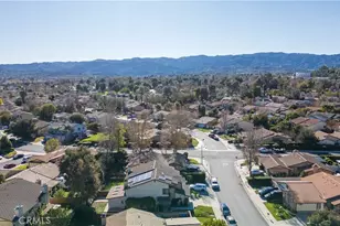 25710 Lupita, Valencia, CA 91355 - Photo 39