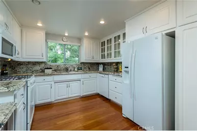 330 W California Boulevard #308, Pasadena, CA 91105 - Photo 15