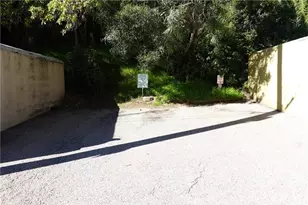 6845 Alta Loma Terrace, Los Angeles, CA 90068 - Photo 45