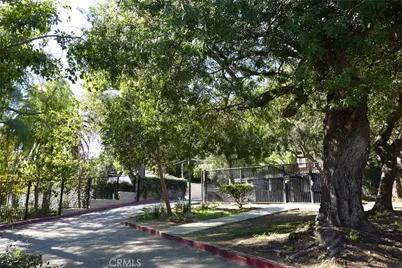 6845 Alta Loma Terrace, Los Angeles, CA 90068 - Photo 41