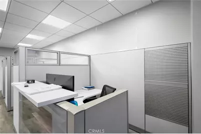 2304 2306 W Burbank Boulevard, Burbank, CA 91506 - Photo 5