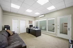 2304 2306 W Burbank Blvd, Burbank, CA 91506 - Photo 15