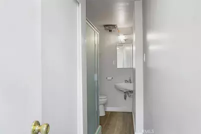 2304 2306 W Burbank Boulevard, Burbank, CA 91506 - Photo 17