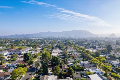 2304 2306 W Burbank Boulevard, Burbank, CA 91506 - Photo 47