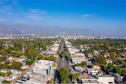 2304 2306 W Burbank Boulevard, Burbank, CA 91506 - Photo 45