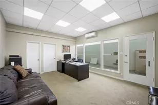 2304 2306 W Burbank Blvd, Burbank, CA 91506 - Photo 15