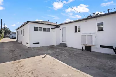 1525 W 105th Street, Los Angeles, CA 90047 - Photo 9