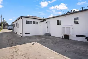 1525 W 105th St, Los Angeles, CA 90047 - Photo 9