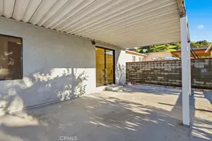 8321 Valecrest Dr, Los Angeles, CA 91352 - Photo 31