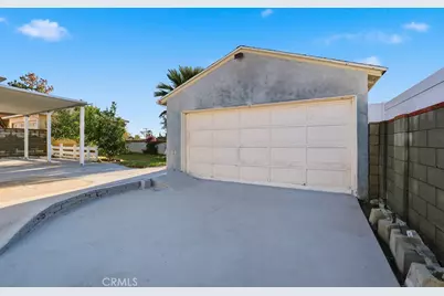 8321 Valecrest Drive, Los Angeles, CA 91352 - Photo 39