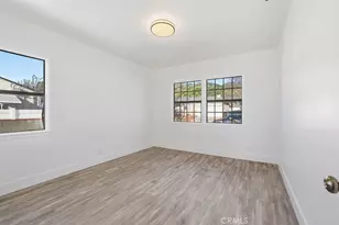 8321 Valecrest Dr, Los Angeles, CA 91352 - Photo 17