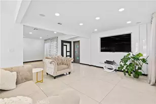 10533 Samoa Ave, Tujunga, CA 91042 - Photo 7