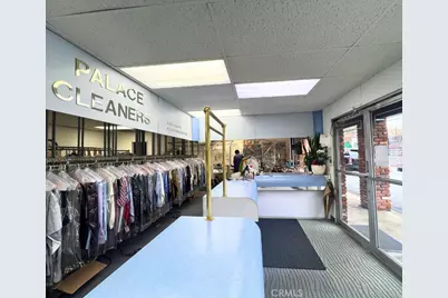 1040 W Kenneth Rd, Glendale, CA 91202 - Photo 9