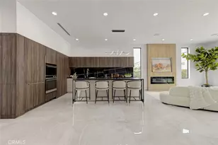 14955 Hartsook, Sherman Oaks, CA 91403 - Photo 15