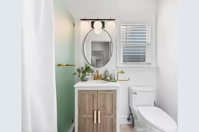 13505 Delano Street, Los Angeles, CA 91401 - Photo 9