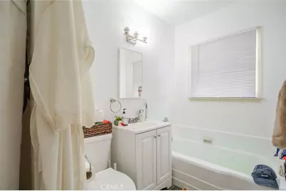 2010 N Los Robles Avenue, Pasadena, CA 91104 - Photo 9