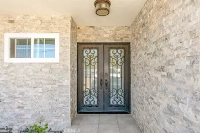 11024 Peoria Street, Los Angeles, CA 91352 - Photo 9