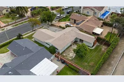 9825 Tujunga Canyon Place, Tujunga, CA 91042 - Photo 33