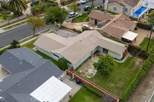 9825 Tujunga Canyon Pl, Tujunga, CA 91042 - Photo 33