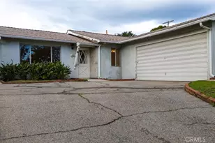 9825 Tujunga Canyon Pl, Tujunga, CA 91042 - Photo 3