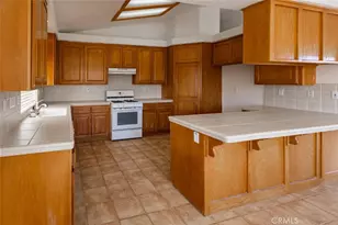 12384 Redwood Rd, Pinon Hills, CA 92372 - Photo 11