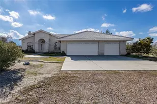 12384 Redwood Rd, Pinon Hills, CA 92372 - Photo 31