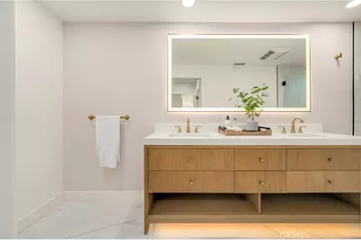 1558 Hillcrest, Glendale, CA 91202 - Photo 27