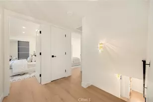 1558 Hillcrest, Glendale, CA 91202 - Photo 27