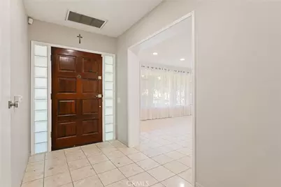 2204 San Gorgonio Road, La Canada Flintridge, CA 91011 - Photo 9