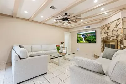 2204 San Gorgonio Road, La Canada Flintridge, CA 91011 - Photo 17