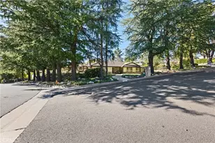 2204 San Gorgonio Rd, La Canada Flintridge, CA 91011 - Photo 43