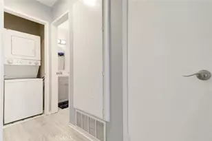 27620 Susan Beth Way, Saugus, CA 91350 - Photo 13