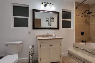 8450 Calvin Ave, Northridge, CA 91324 - Photo 15