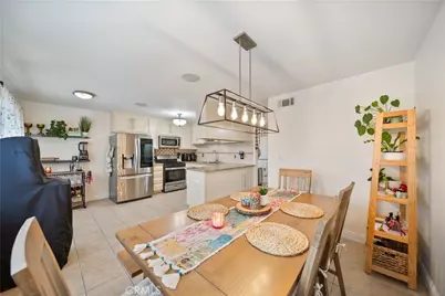 19950 Sherman Way Unit A #A, Winnetka, CA 91306 - Photo 13