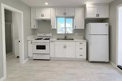 19512 Steinway Street, Canyon Country, CA 91351 - Photo 37