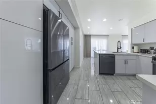 19512 Steinway St, Canyon Country, CA 91351 - Photo 15