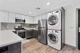 178 Alexandria Ave, Los Angeles, CA 90004 - Photo 21