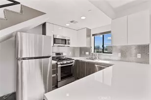 178 Alexandria Ave, Los Angeles, CA 90004 - Photo 51