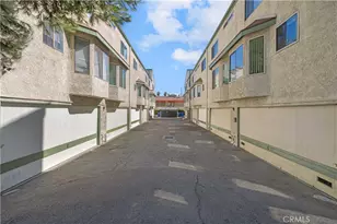 7550 Zombar, Van Nuys, CA 91406 - Photo 33