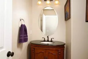 1595 E Avenida De Las Flores, Thousand Oaks, CA 91362 - Photo 15