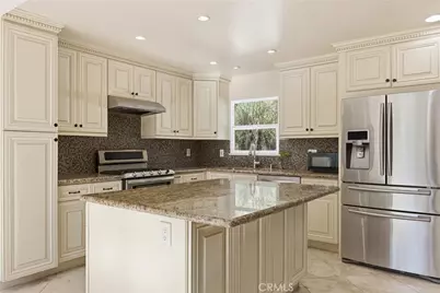 8123 Amor Road, Los Angeles, CA 90046 - Photo 5