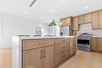 900 E Palm Avenue, Burbank, CA 91501 - Photo 19