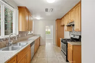 7108 Mammoth, Van Nuys, CA 91405 - Photo 11